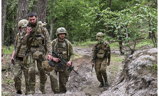 Украины армид зүтгэж байсан орос эхнэр, нөхөр хоёр Литва улсаас орогнол хүсэв