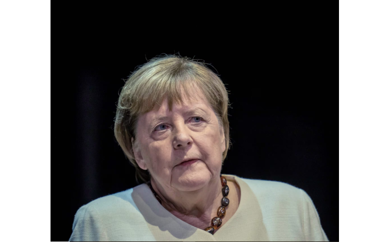 Ангела Меркель: Орос Украины дайнд Европын холбоо болон НАТО буруутай