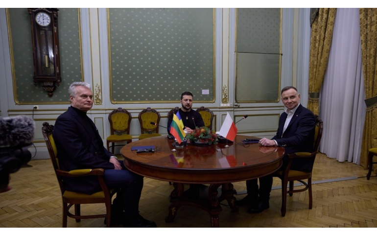 Польш, Литвийн ерөнхийлөгч нар Украинд айлчилж байна