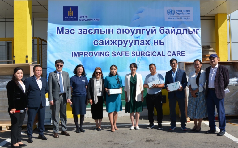 ДЭМБ: Дөрвөн эмнэлэгт 282.6 сая төгрөгийн үнэ бүхий мэс заслын багаж хэрэгсэл бэлэглэв