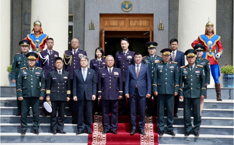Японы өөрийгөө хамгаалах хүчний нэгдсэн штаб 11 жилийн дараа Монголд айлчиллаа