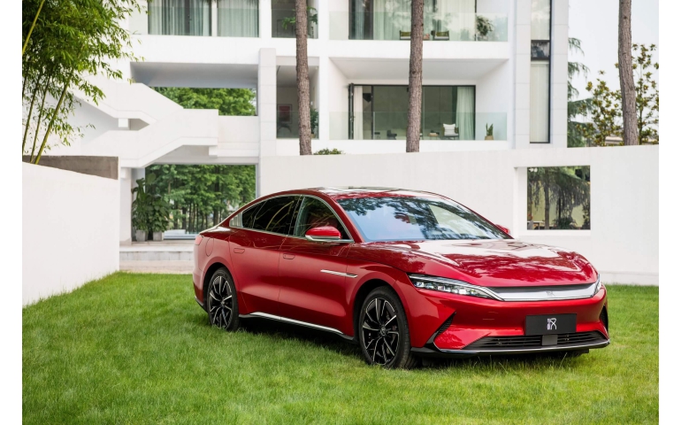 BYD компани цахилгаан автомашины борлуулалтаараа “Tesla”-г давна